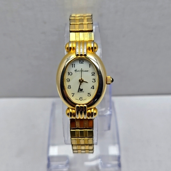Womens Vintage Gloria Vanderbilt Gold Tone MOP Quartz Watch New Battery 1288QS - Picture 1 of 10